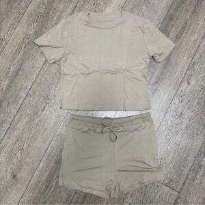 Beige Short Sleeve Top and Shorts Set (B204)
